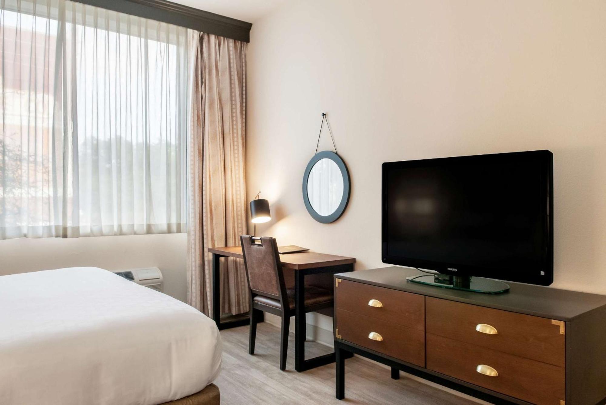 ניו אורלינס St Charles Coach House, Ascend Hotel Collection מראה חיצוני תמונה